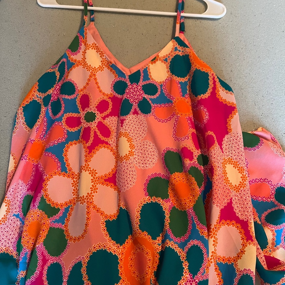 Impressions boutique flowy pink floral dress Medium